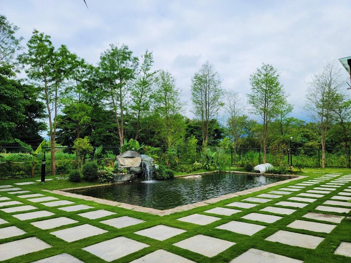 Apartamento 山花映水紅莊園民宿 Yuemei Exterior foto