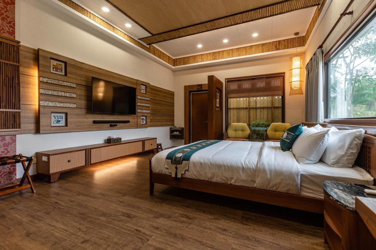 Apartamento 山花映水紅莊園民宿 Yuemei Exterior foto
